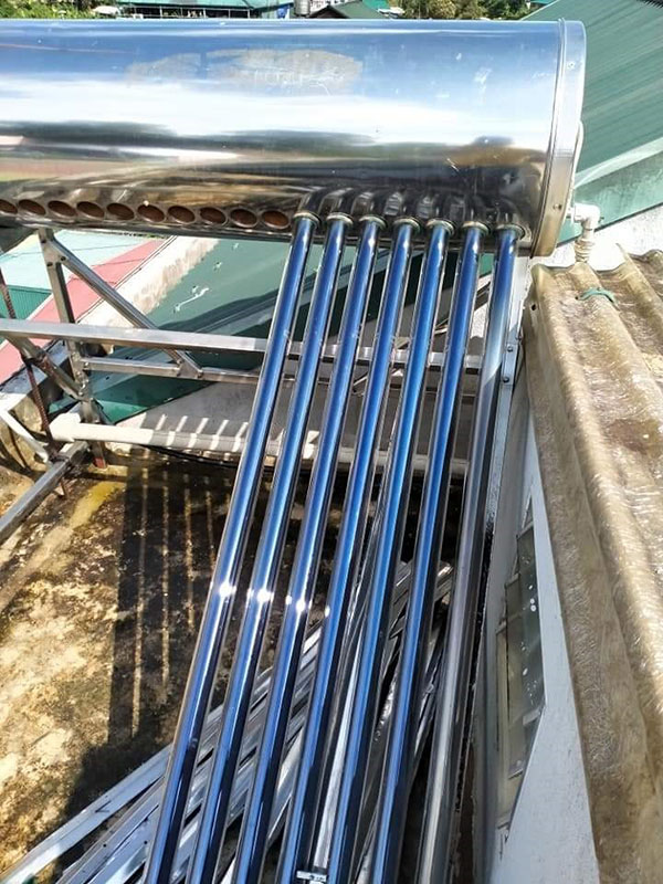 ve sinnh binh nuoc nong nang luong mat troi